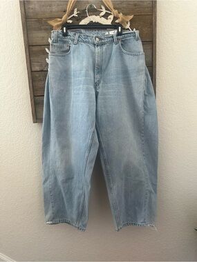 Aligrace Light Wash High-Rise Barrel Leg Jeans size 32 NWT